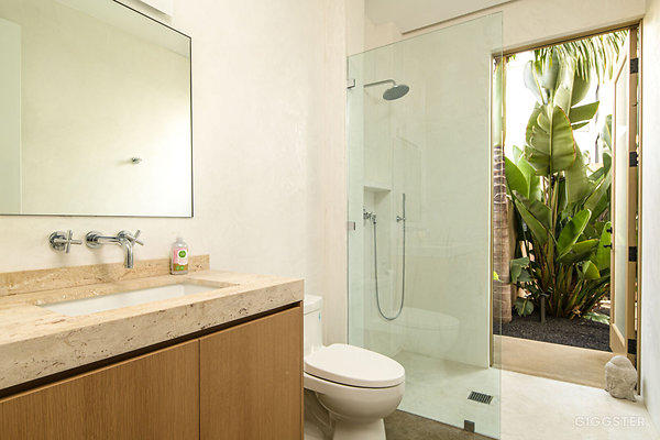 tulum-meets-bali-in-venice-22