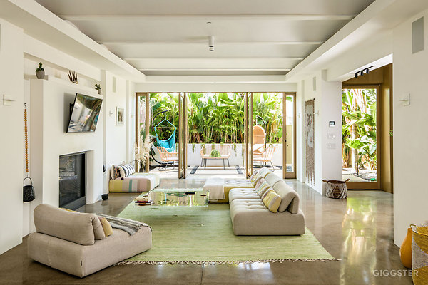 tulum-meets-bali-in-venice-05