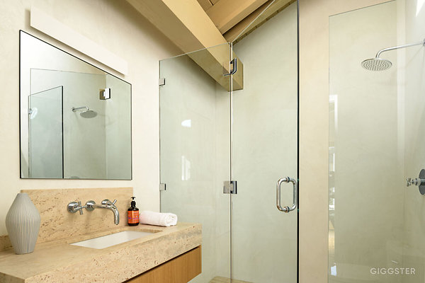 tulum-meets-bali-in-venice-10