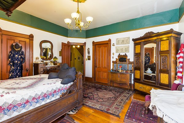 UNIVERSAL-A723-LA-42