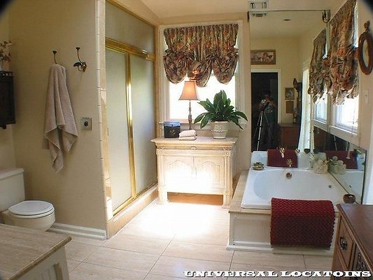 UNIVERSAL-0938-ALTD-82 UNIVERSAL-0938-ALTD-82