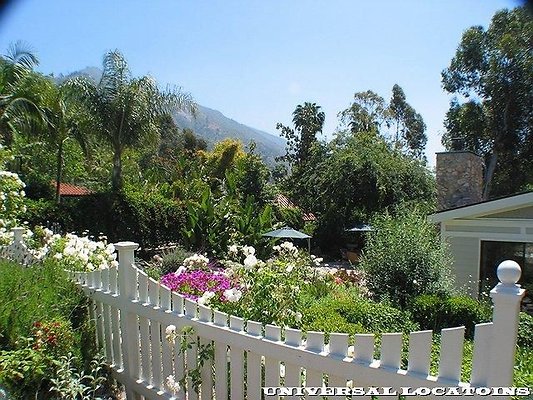 UNIVERSAL-0938-ALTD-21 UNIVERSAL-0938-ALTD-21