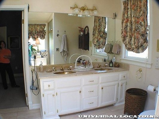 UNIVERSAL-0938-ALTD-83 UNIVERSAL-0938-ALTD-83