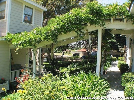 UNIVERSAL-0938-ALTD-24 UNIVERSAL-0938-ALTD-24