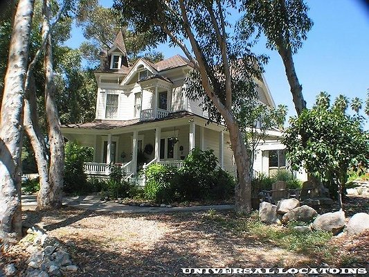 UNIVERSAL-0938-ALTD-12 UNIVERSAL-0938-ALTD-12