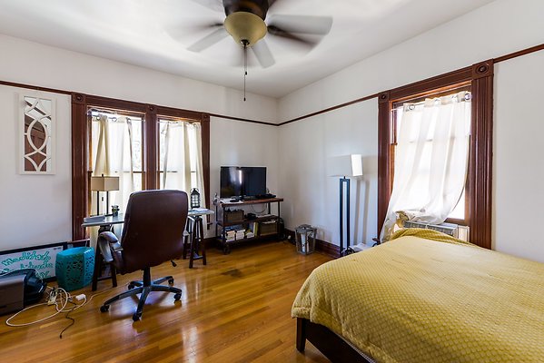 UNIVERSAL-A725-LA-24