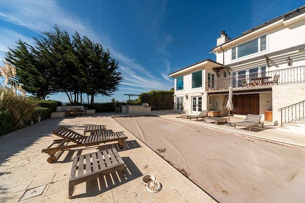 13727 pool 4 13727 pool 4