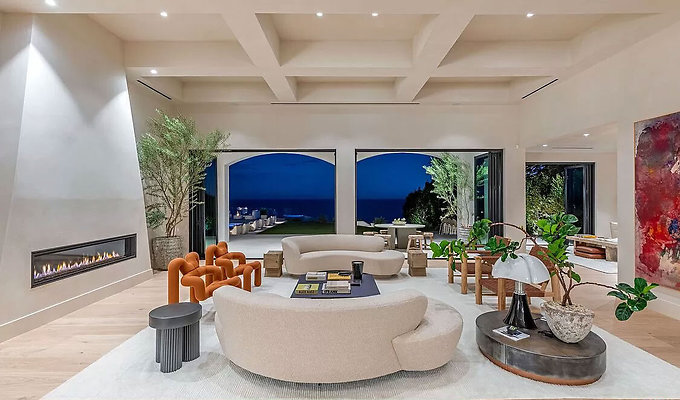 UNIVERSAL-C221-MA-15