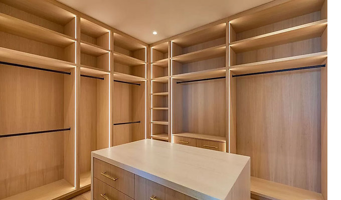 UNIVERSAL-C221-MA-32