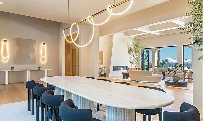 UNIVERSAL-C221-MA-18