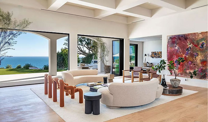 UNIVERSAL-C221-MA-13