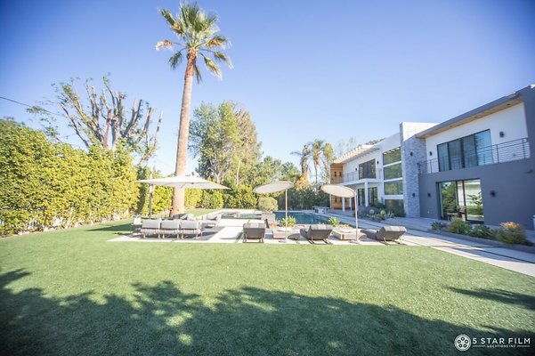 5Star - 6680 Backyard 2