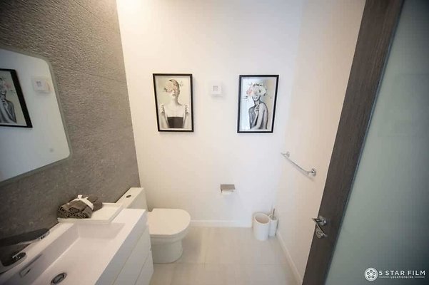 5Star - 6680 Bathroom 4