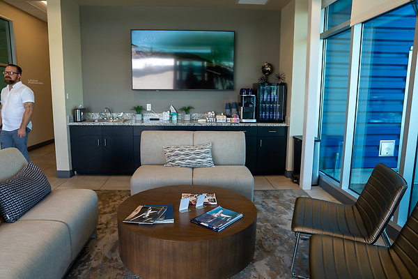 16706 Roscoe Blvd, Van Nuys, CA 91406 (9)