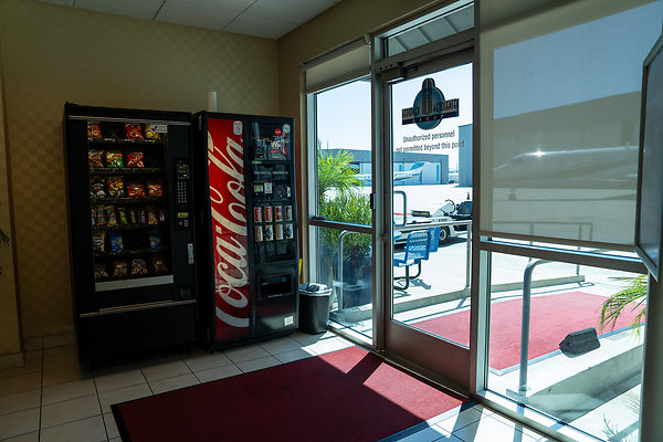 7943 Woodley Ave, Van Nuys, CA 91406 (14)