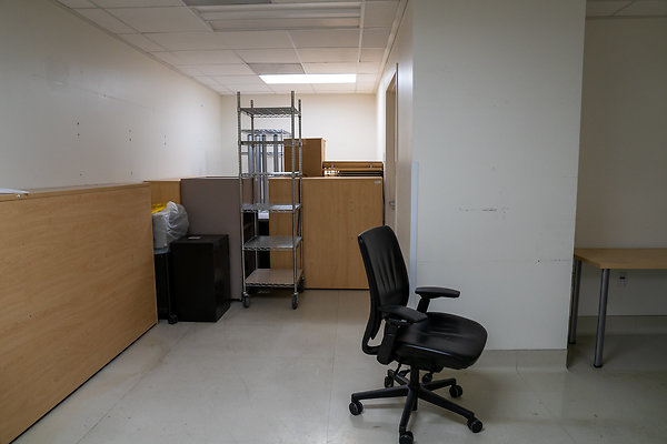 18321 Clark Street, Tarzana 91356 (23)