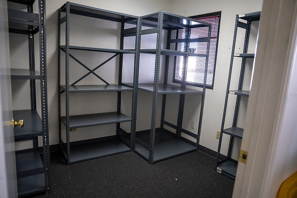 4301 Empire Ave, Burbank CA 91505-41