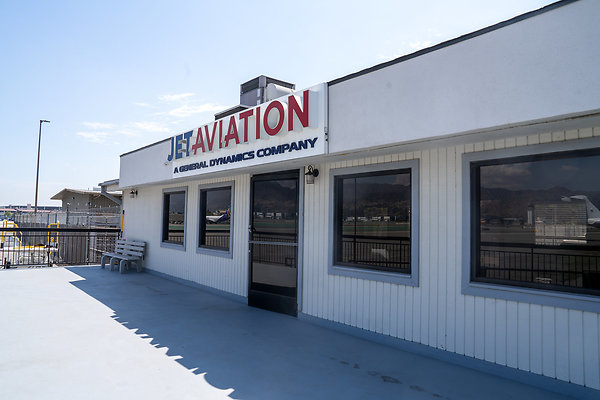 4301 Empire Ave, Burbank CA 91505-59