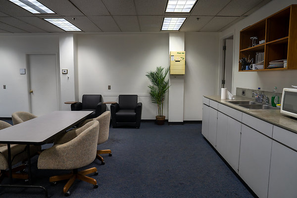 4301 Empire Ave, Burbank CA 91505-28