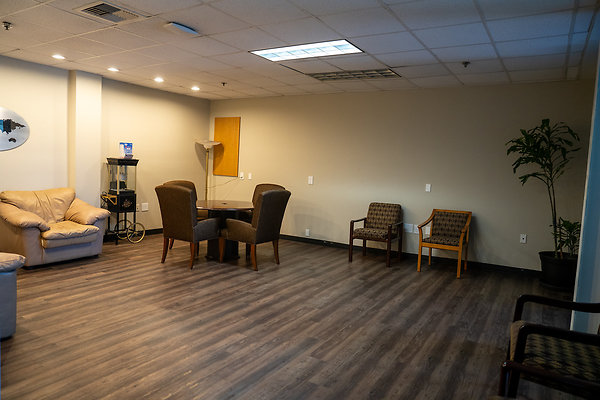 4301 Empire Ave, Burbank CA 91505-13