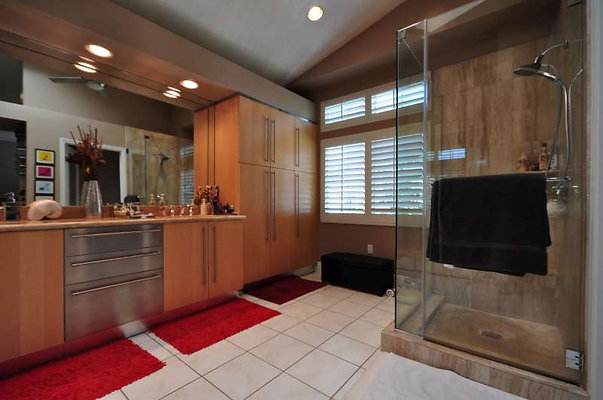 8795 bath 1