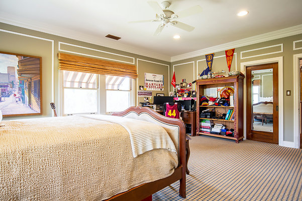 UNIVERSAL-D242-HP-63