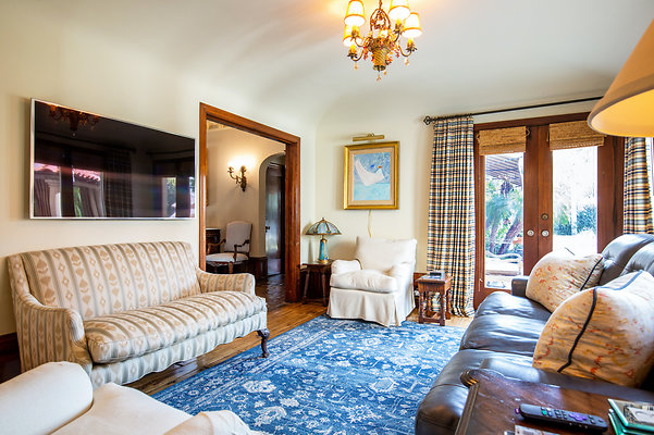 UNIVERSAL-D242-HP-35