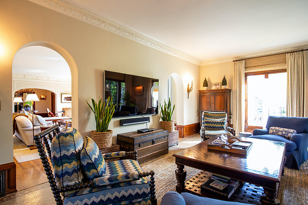 UNIVERSAL-D242-HP-19