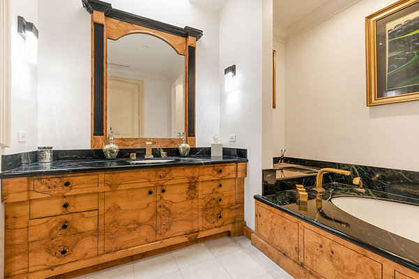 UNIVERSAL-B524-BH*-64