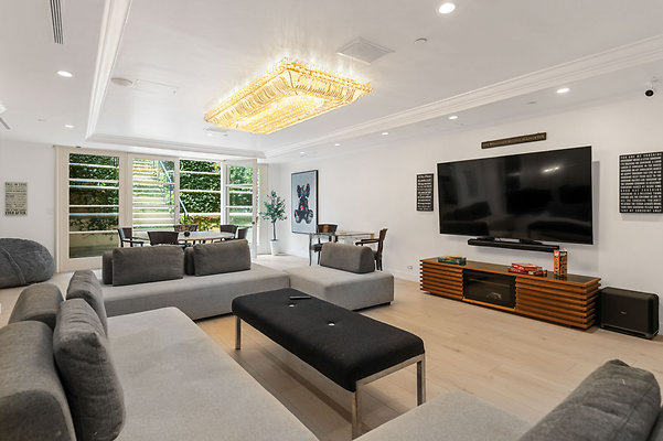 UNIVERSAL-B524-BH*-104