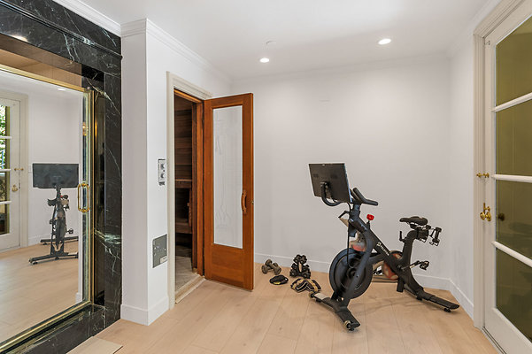 UNIVERSAL-B524-BH*-108