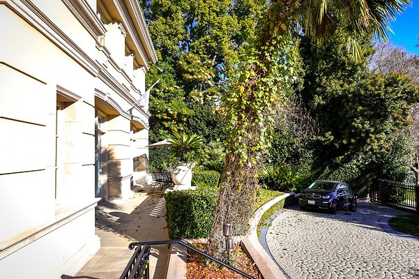 UNIVERSAL-B524-BH*-8 UNIVERSAL-B524-BH*-8