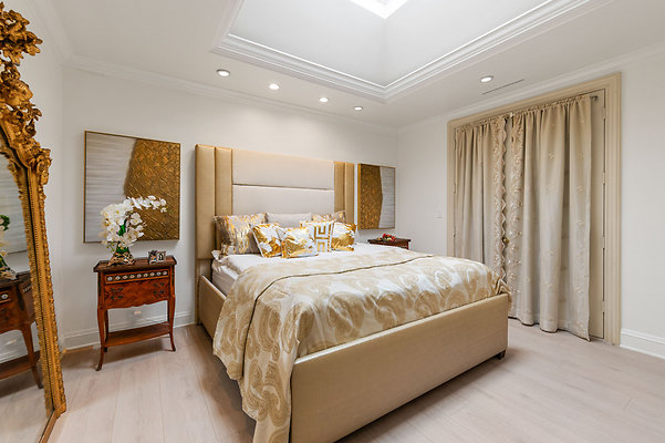 UNIVERSAL-B524-BH*-94