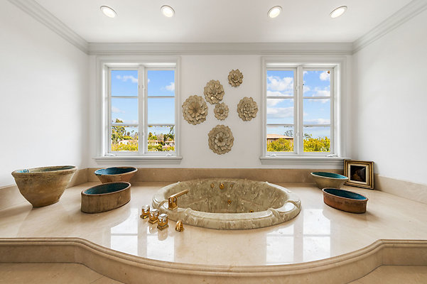 UNIVERSAL-B524-BH*-85