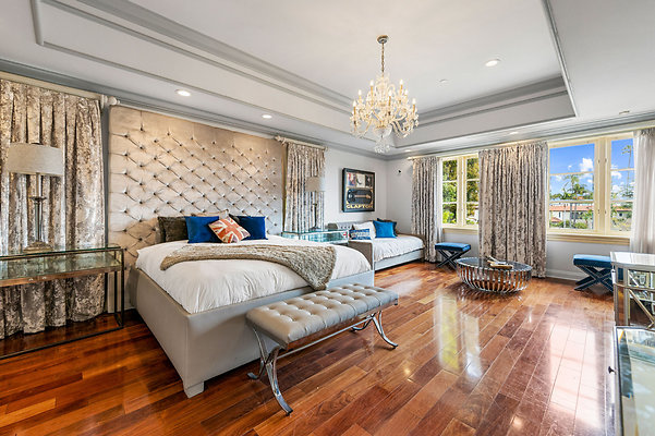 UNIVERSAL-B524-BH*-57 UNIVERSAL-B524-BH*-57