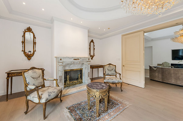 UNIVERSAL-B524-BH*-88