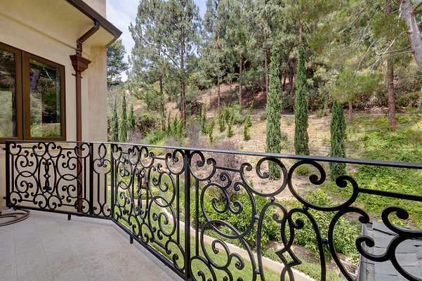 UNIVERSAL-C113-BA-132 UNIVERSAL-C113-BA-132