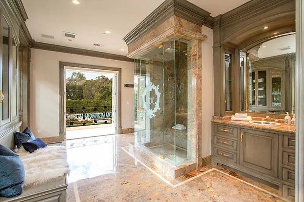 4c640x480 (09) copy 4c640x480 (09) copy