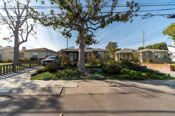 CAST LosAngeles 12596