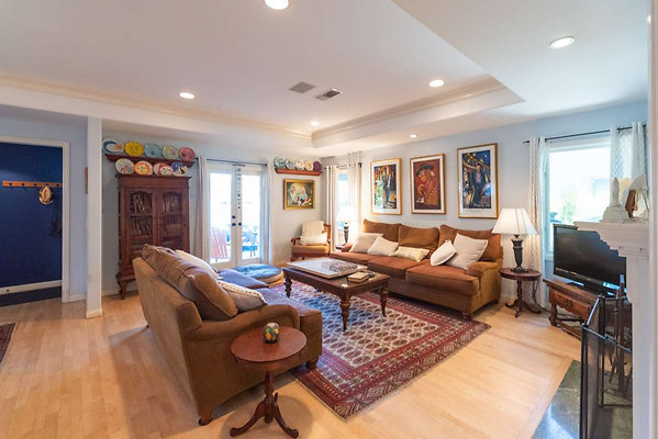 13431 living 2 13431 living 2