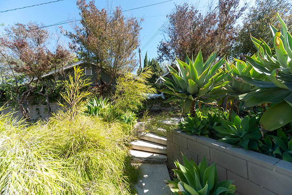 12748 garden 3 12748 garden 3