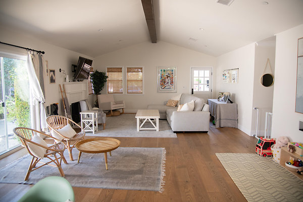 13487 living 1 13487 living 1