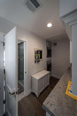 11410 mudroom 2