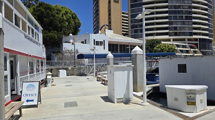 123116 (Small) 123116 (Small)