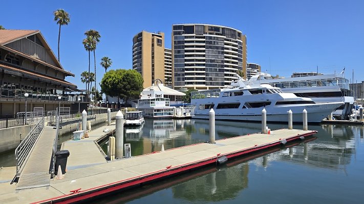 124100 (Small) 124100 (Small)