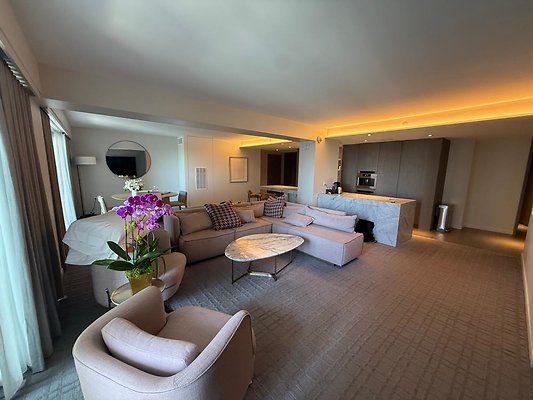 th IMG 2215 th IMG 2215