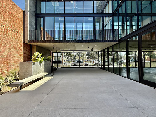 UNIVERSAL-CW465-SM-18