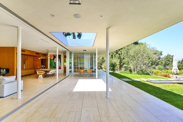 UNIVERSAL-A984-EN-76 UNIVERSAL-A984-EN-76