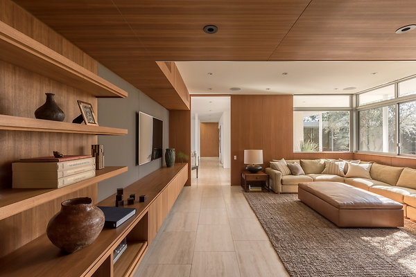 UNIVERSAL-A984-EN-19 UNIVERSAL-A984-EN-19