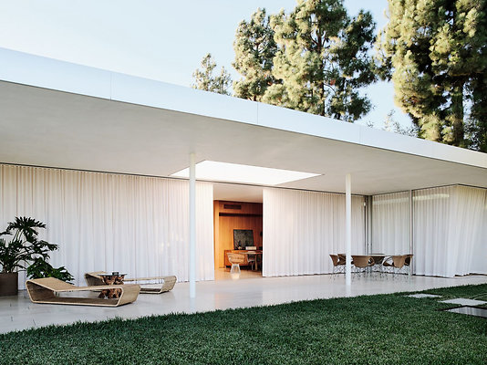 UNIVERSAL-A984-EN-115 UNIVERSAL-A984-EN-115